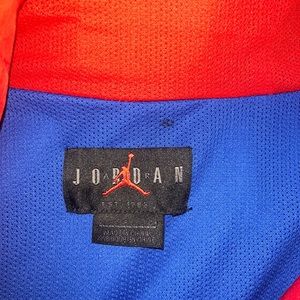 Nike Air Jordan Sport DNA Woven Hooded Jacket Mens Size: Small CD5728-480